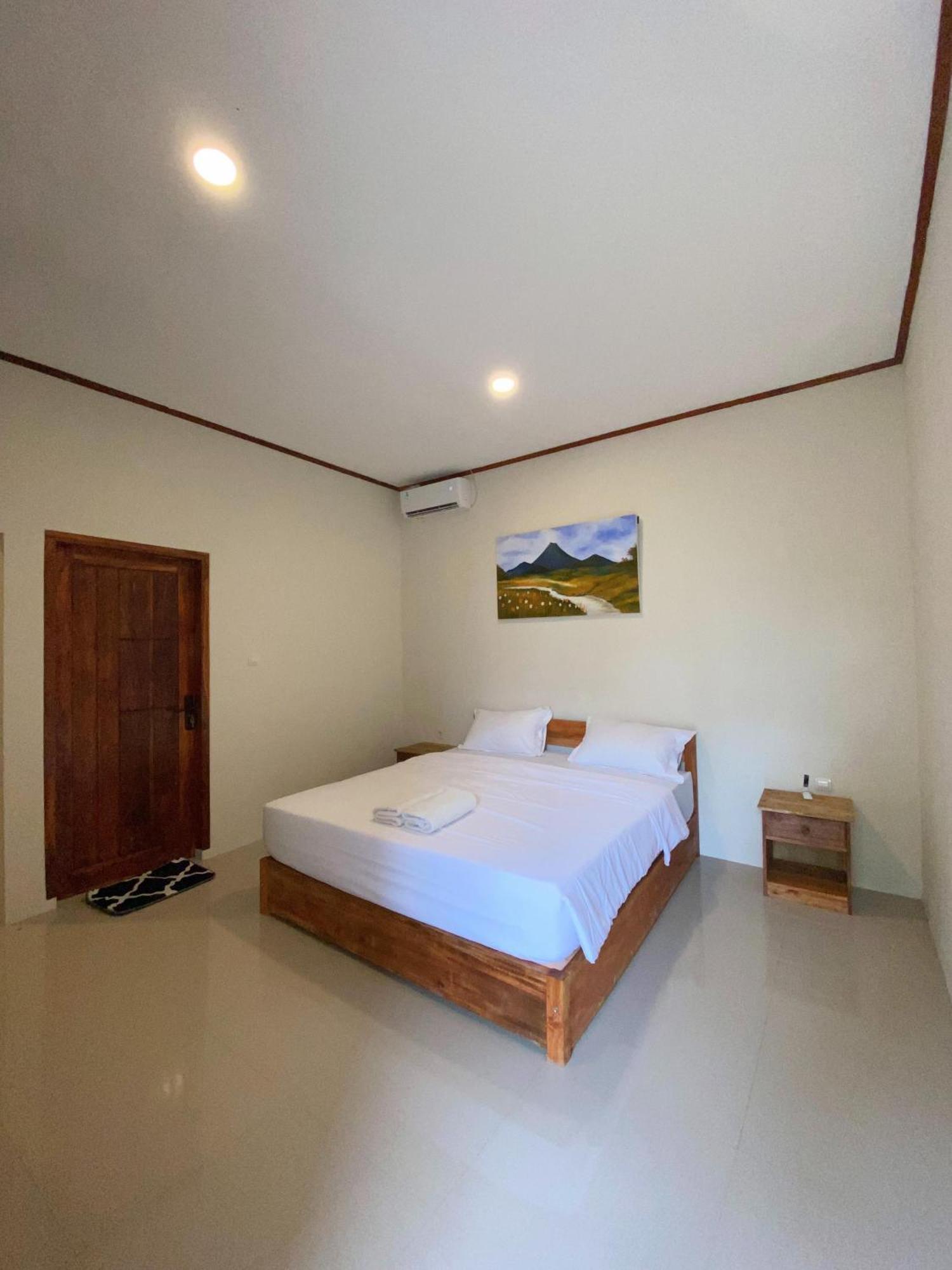 Mandalika Homestay Kuta  Quarto foto